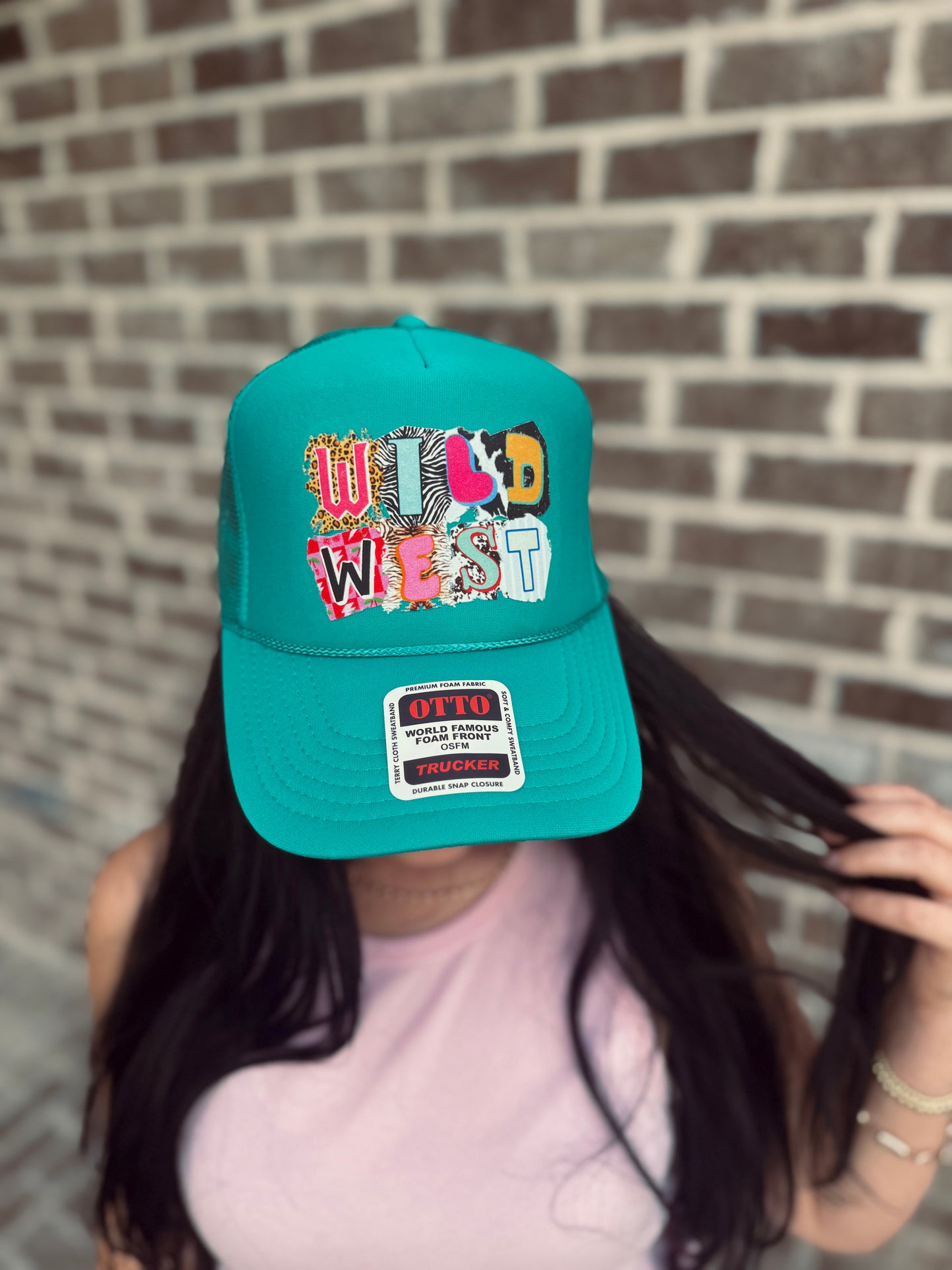 Wild West Trucker🐆🩷