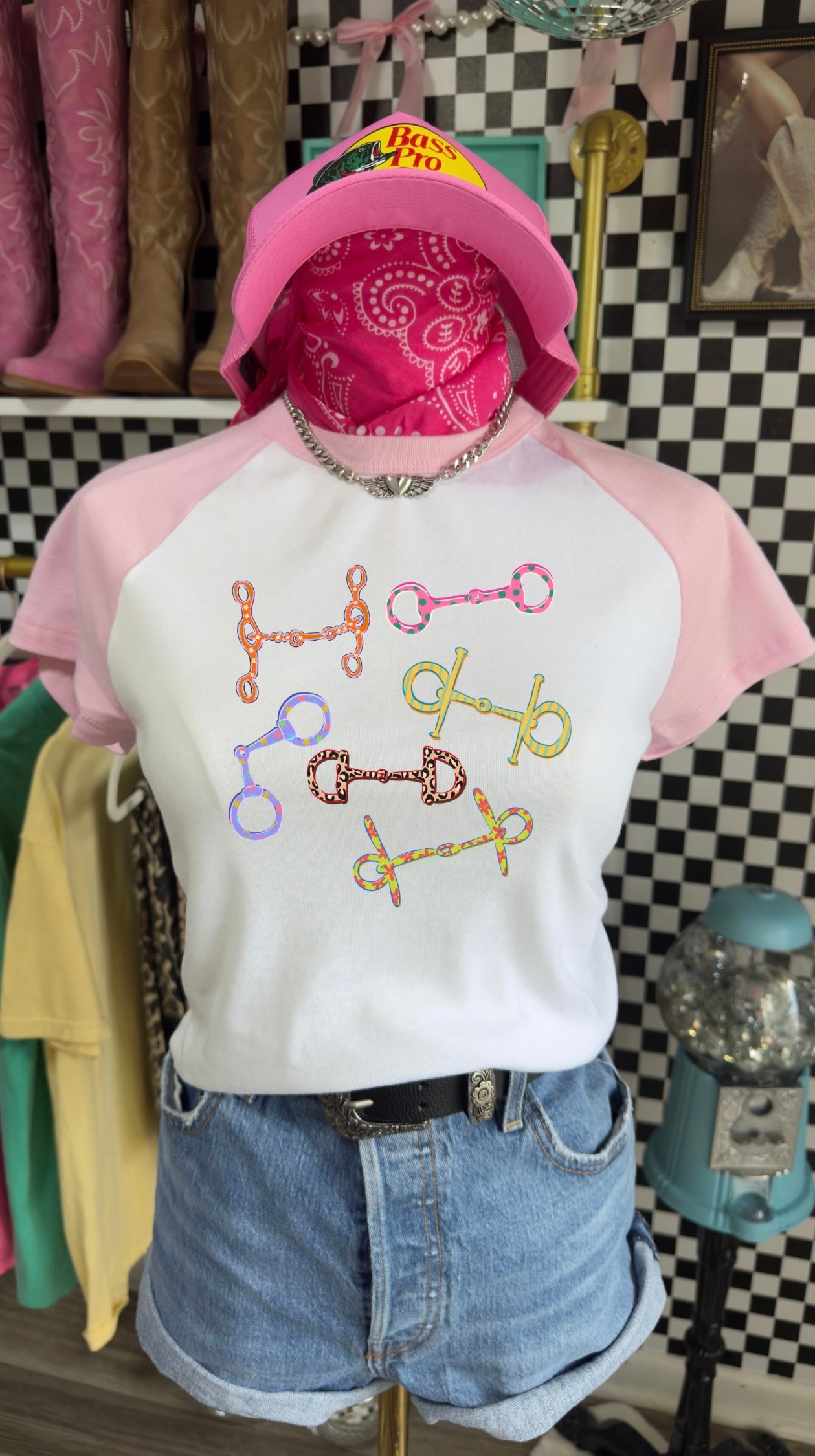 Bit of Sass Graphic Top⚡️🩷